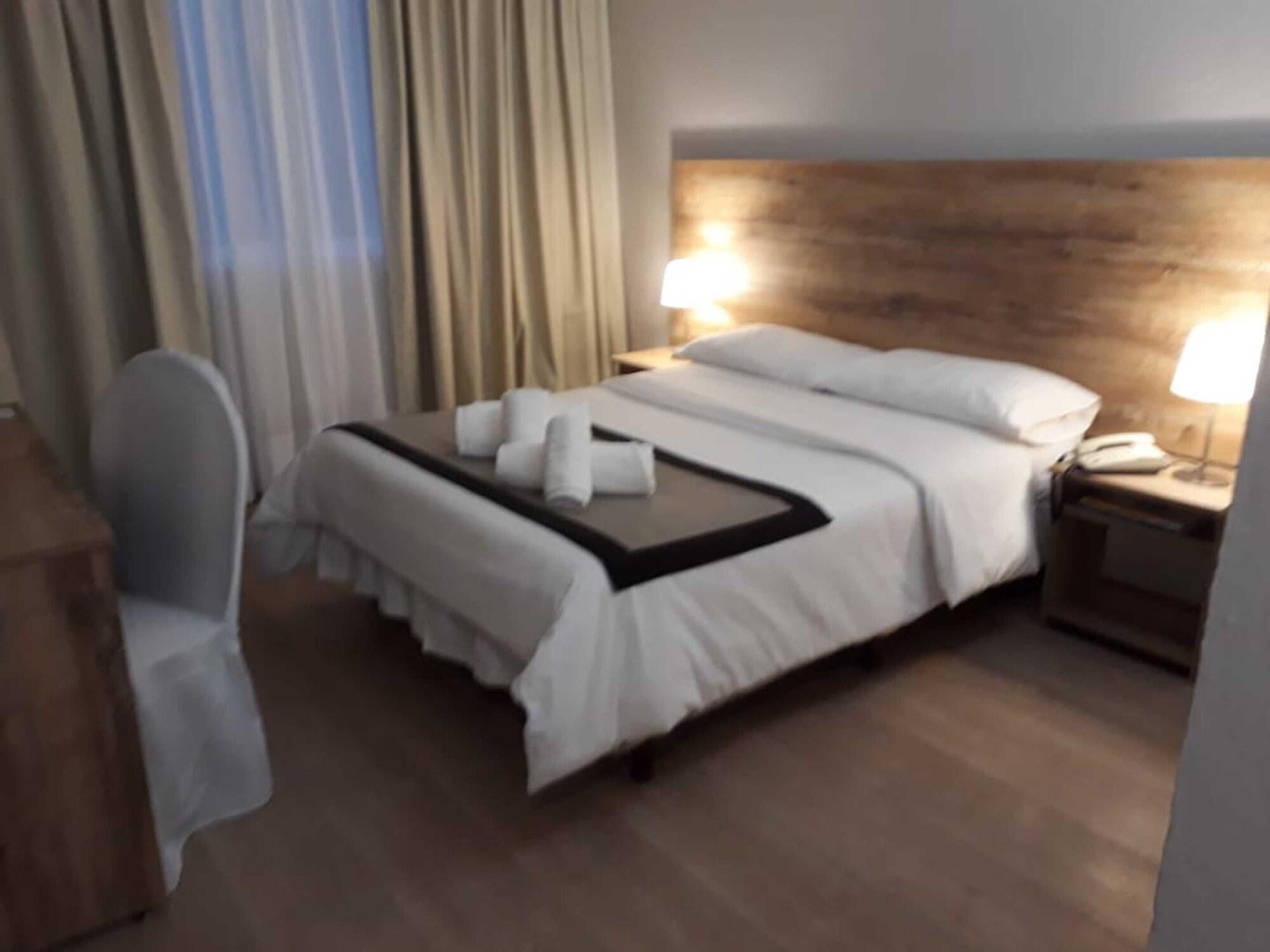 Hotel Rayentray Tehuelche Esquel Kültér fotó