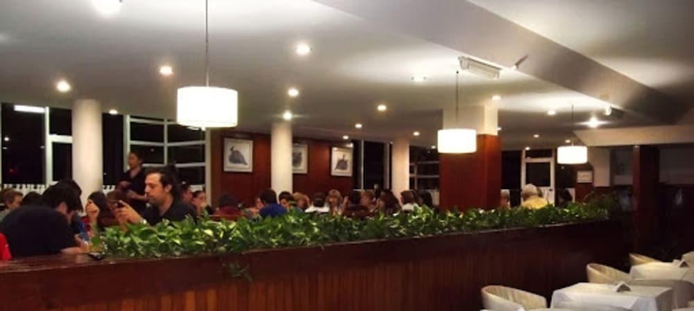 Hotel Rayentray Tehuelche Esquel Kültér fotó